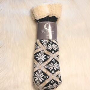 🌴 NWT PJ Couture Cozy Slipper Socks M/L